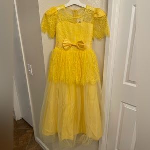 Beautiful yellow Belle inspired dress for your little princess!